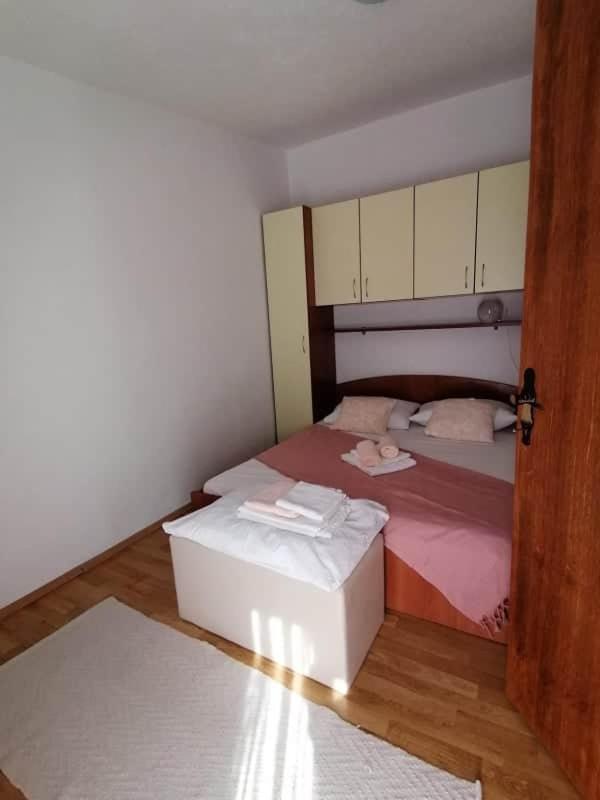 ויר Apartment Krmpotic מראה חיצוני תמונה