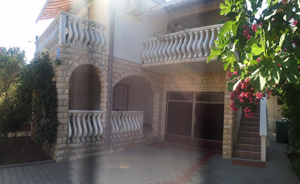 ויר Apartment Krmpotic מראה חיצוני תמונה